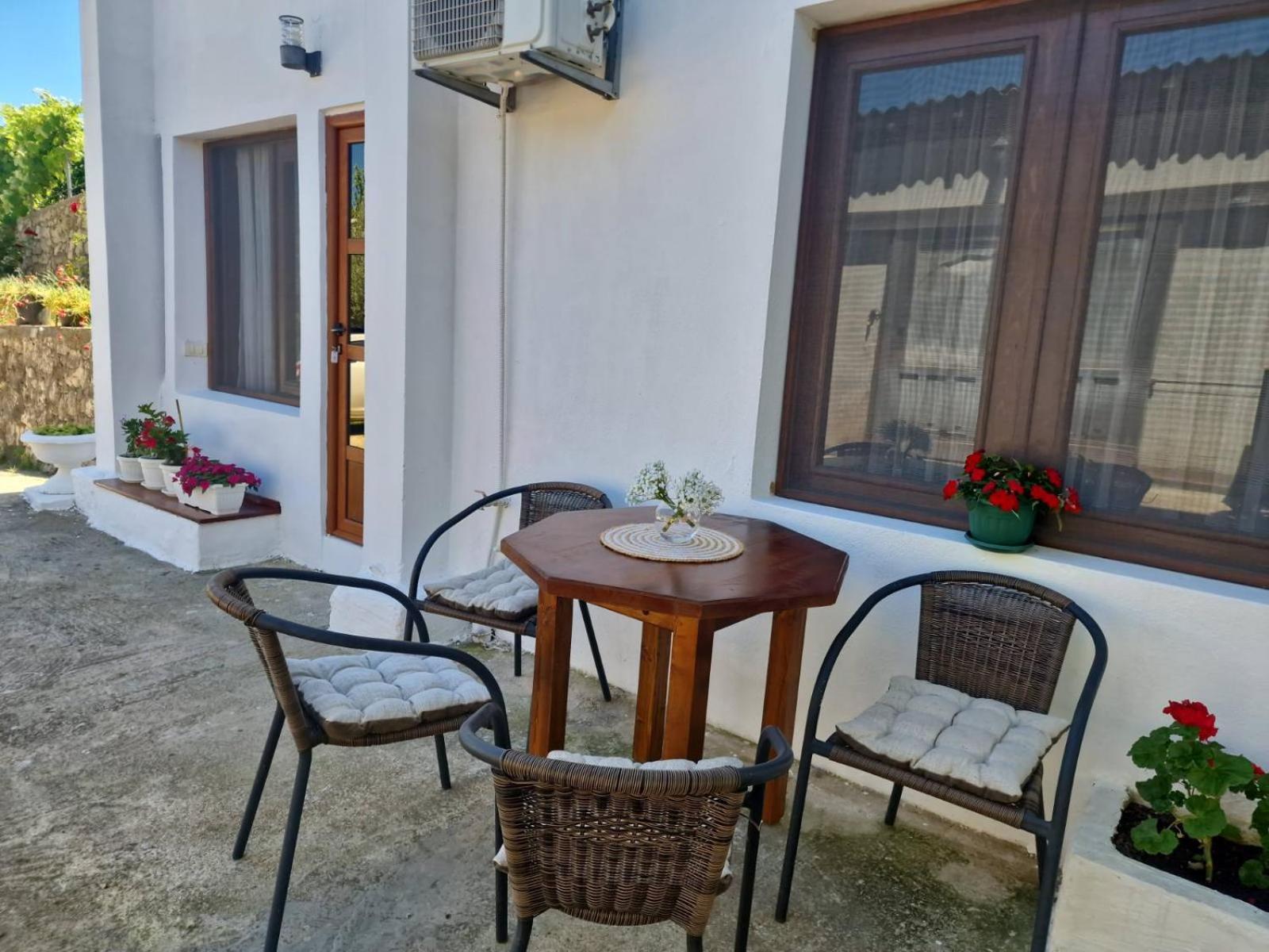 Apartments Kollari Улцинь Экстерьер фото